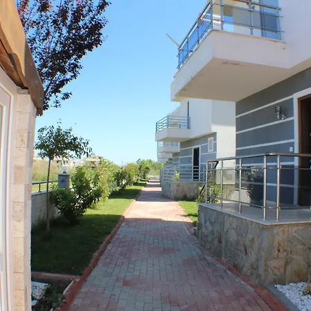 Roza Deluxe Villas וילה *
