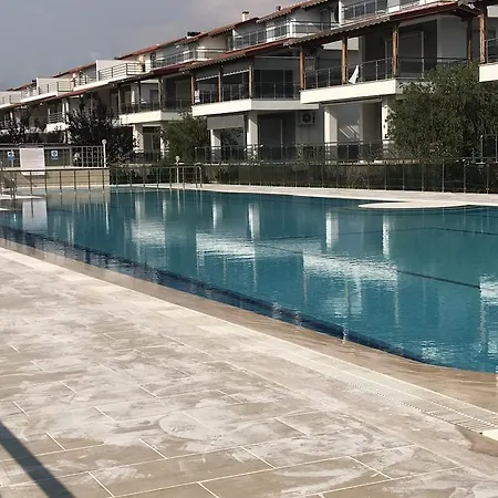 וילה Roza Deluxe Villas Guzelcamlı
