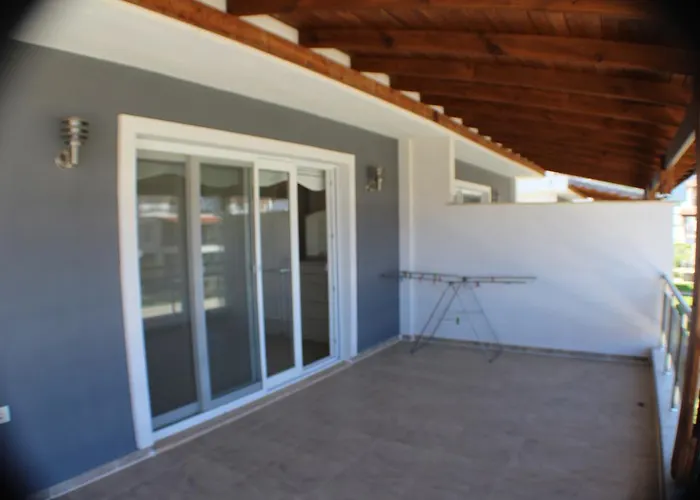 Villa Roza Deluxe Villas