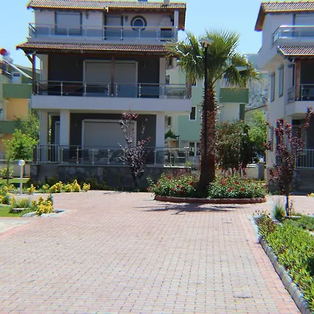 Roza Deluxe Villas * Guzelcamlı