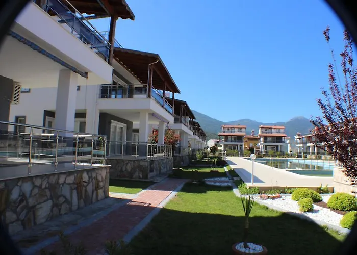Roza Deluxe Villas Guzelcamlı
